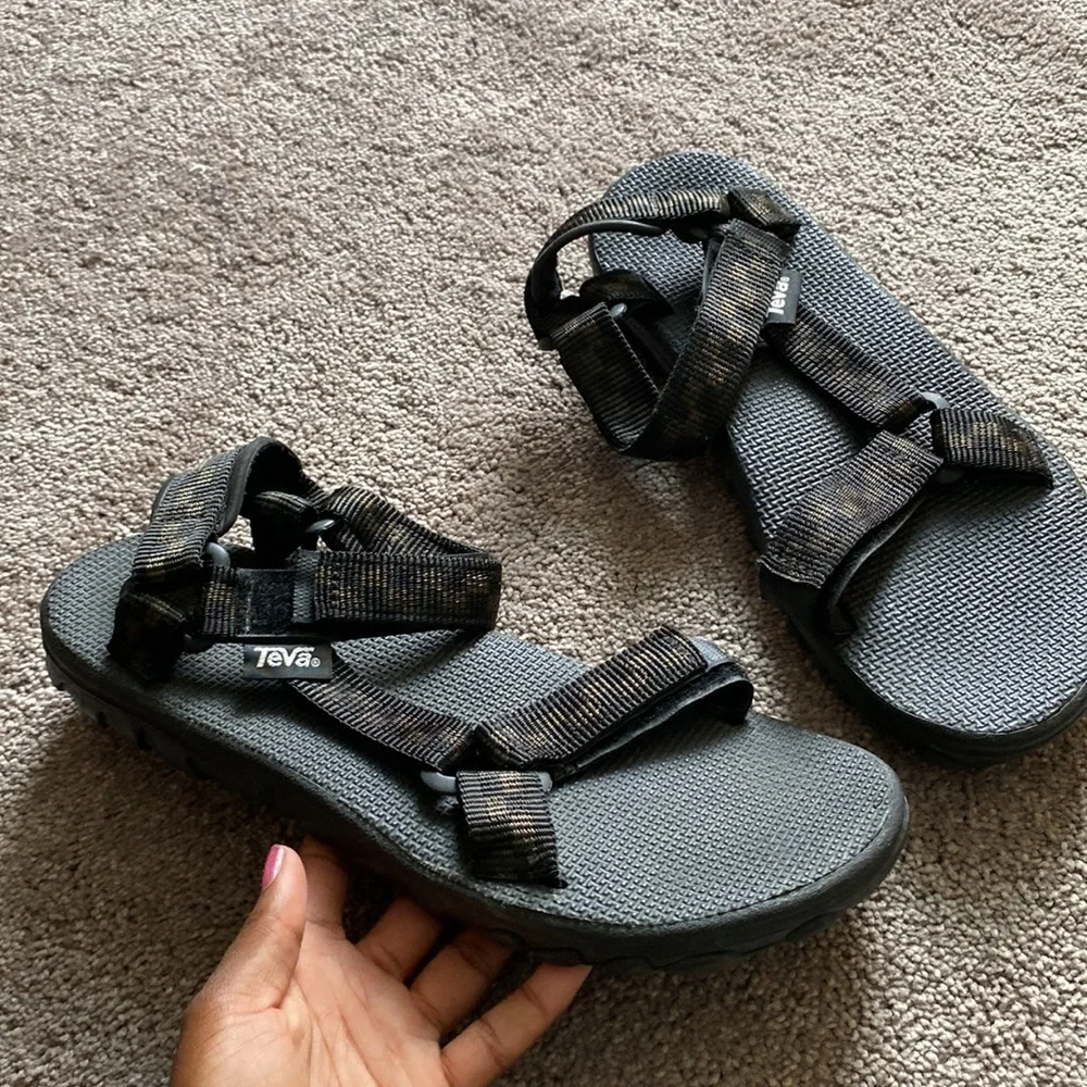 Teva Original Universal Strap Sandals Black SIZE 11 Outdoor Sport Comfort